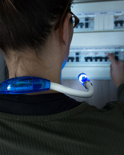 Lampe de Lecture LED pour Tour de Cou Nereled InnovaGoods