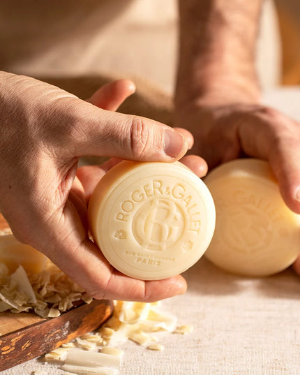 ROSE Savon Parfumé 100g - ROGER GALLET